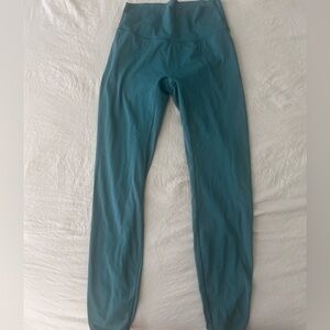 Paragon leggings, size M.